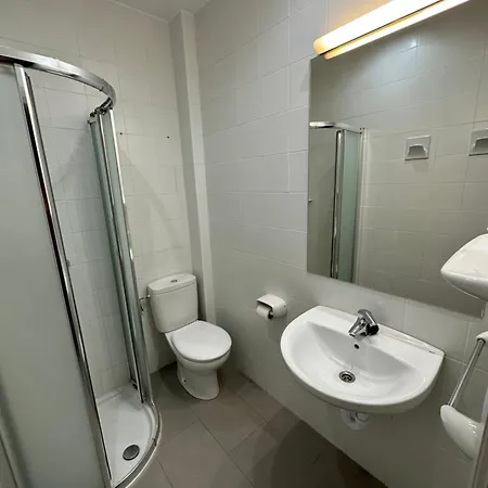 Hostel Mikasita Bilbao - Student Housing & Coliving *