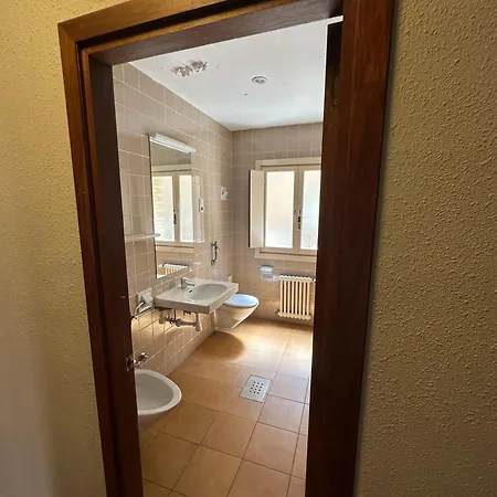 Hostel Mikasita Bilbao - Student Housing & Coliving *
