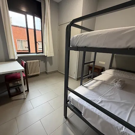 Mikasita - Student Housing & Coliving Хостел Більбао